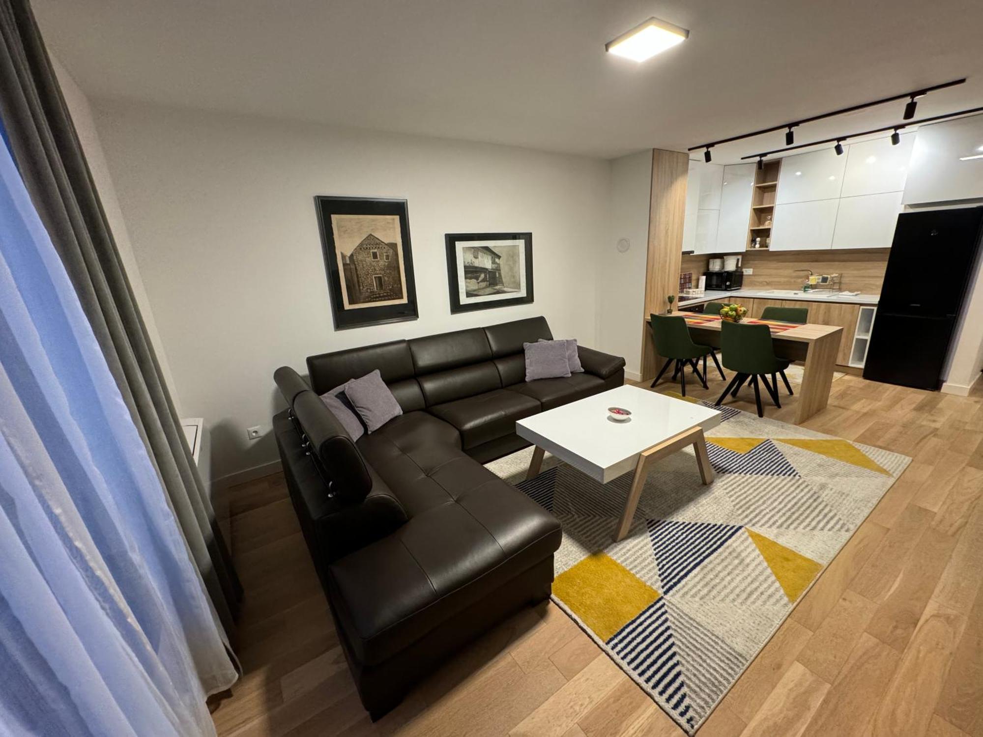 Cadordzina Apartment Free Parking Old Town ซาราเยโว ภายนอก รูปภาพ